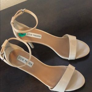 Steve madden heals